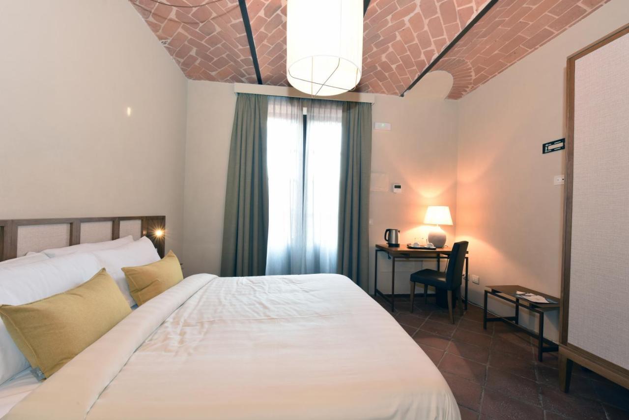Cascina La Badia Bed & Breakfast Montegrosso d'Asti Bagian luar foto