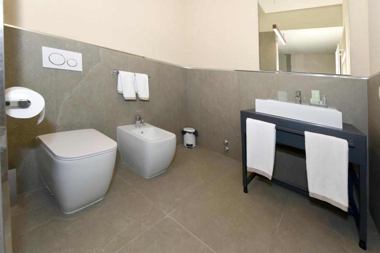 Cascina La Badia Bed & Breakfast Montegrosso d'Asti Bagian luar foto