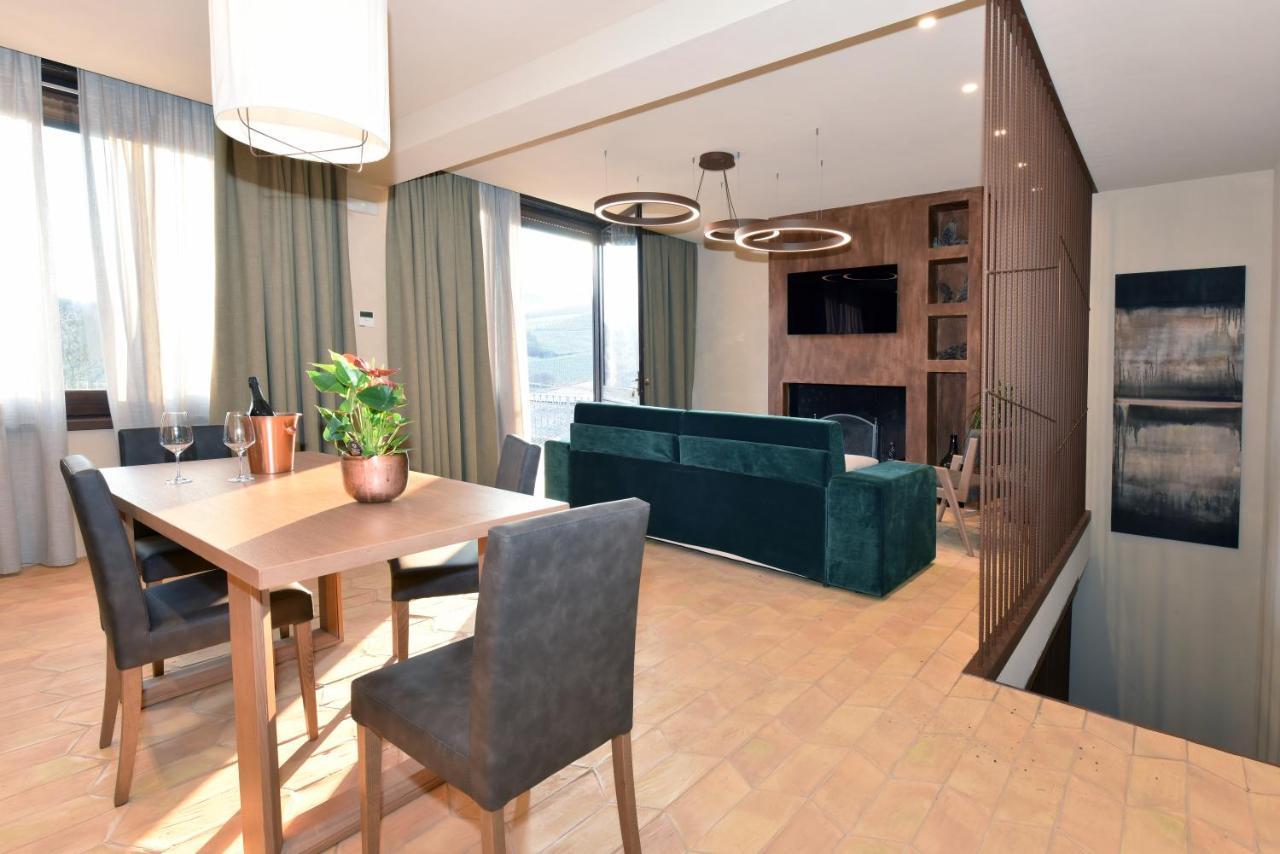 Cascina La Badia Bed & Breakfast Montegrosso d'Asti Bagian luar foto