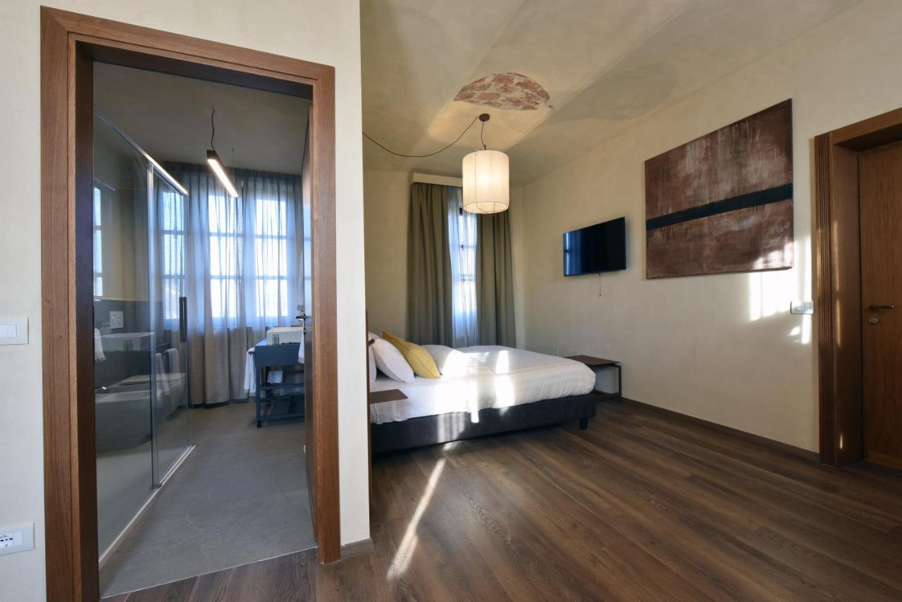 Cascina La Badia Bed & Breakfast Montegrosso d'Asti Bagian luar foto