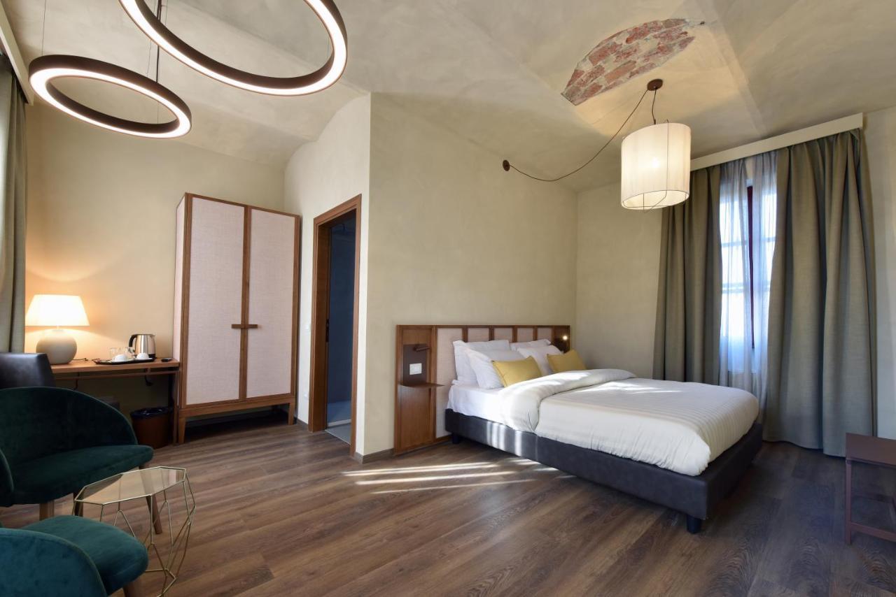 Cascina La Badia Bed & Breakfast Montegrosso d'Asti Bagian luar foto
