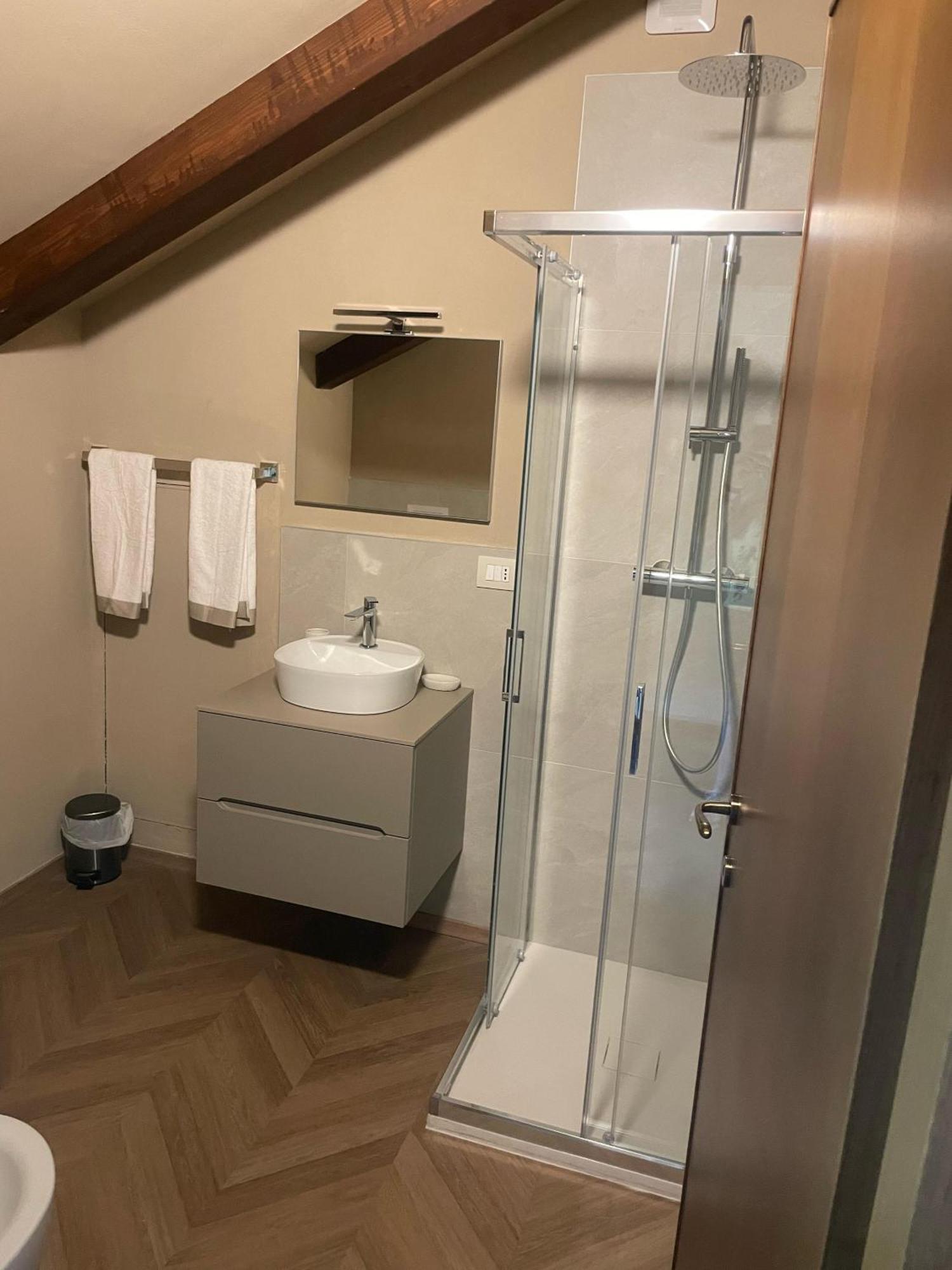 Cascina La Badia Bed & Breakfast Montegrosso d'Asti Bagian luar foto