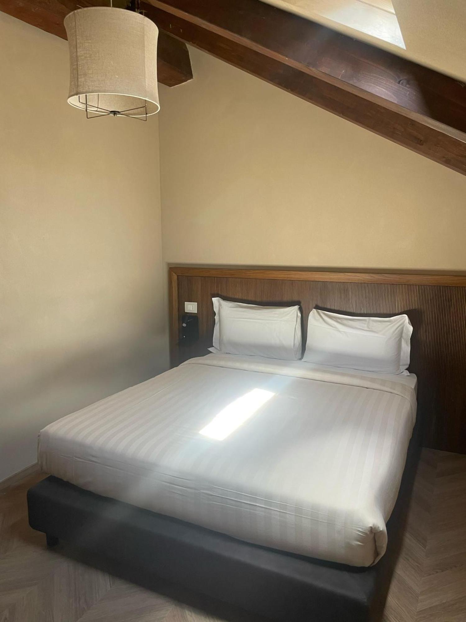 Cascina La Badia Bed & Breakfast Montegrosso d'Asti Bagian luar foto